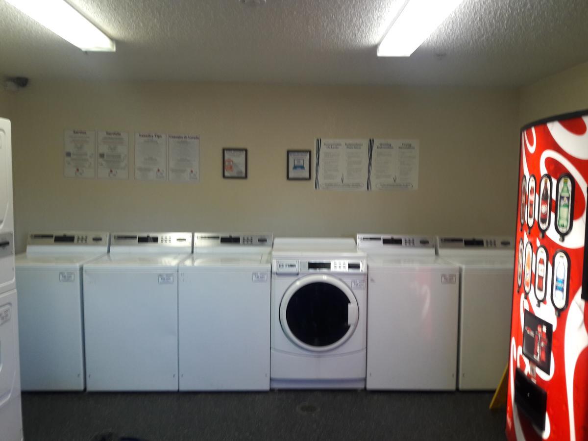 Intown Suites Extended Stay San Antonio Tx - Nacogdoches Road Eksteriør bilde